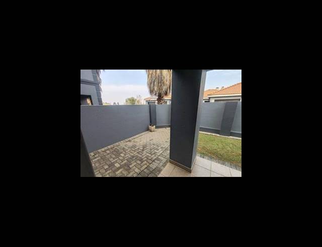 3 BEDROOM DUPLEX RENTED IN HELDERWYK